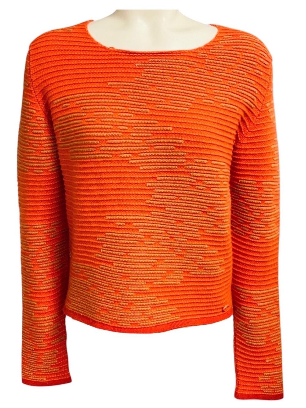 CHANEL RARE ORANGE / TAN RIBBED CASHMERE KNIT PULLOVER SWEATER WITH CC LOGO PLAQ